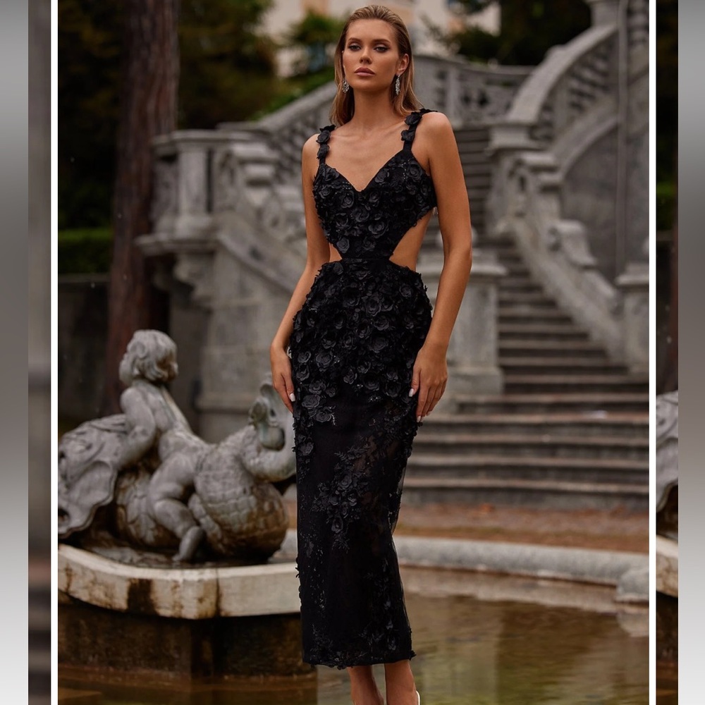 Alamour the label Naomi Dress size Medium